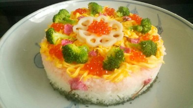 ひな祭り簡単三色ちらし寿司ケーキ＊の写真