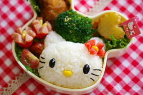 キティちゃん弁当(キャラ弁)