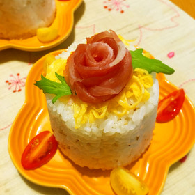 ケーキみたい*簡単生ハムの薔薇寿司