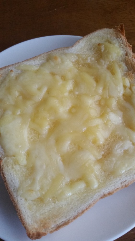 はちみつ＆チーズトースト‼これが美味♪の画像