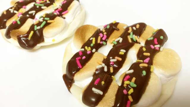 ギョーザの皮で簡単チョコマシュマロピザ レシピ 作り方 By あんじあんじ クックパッド