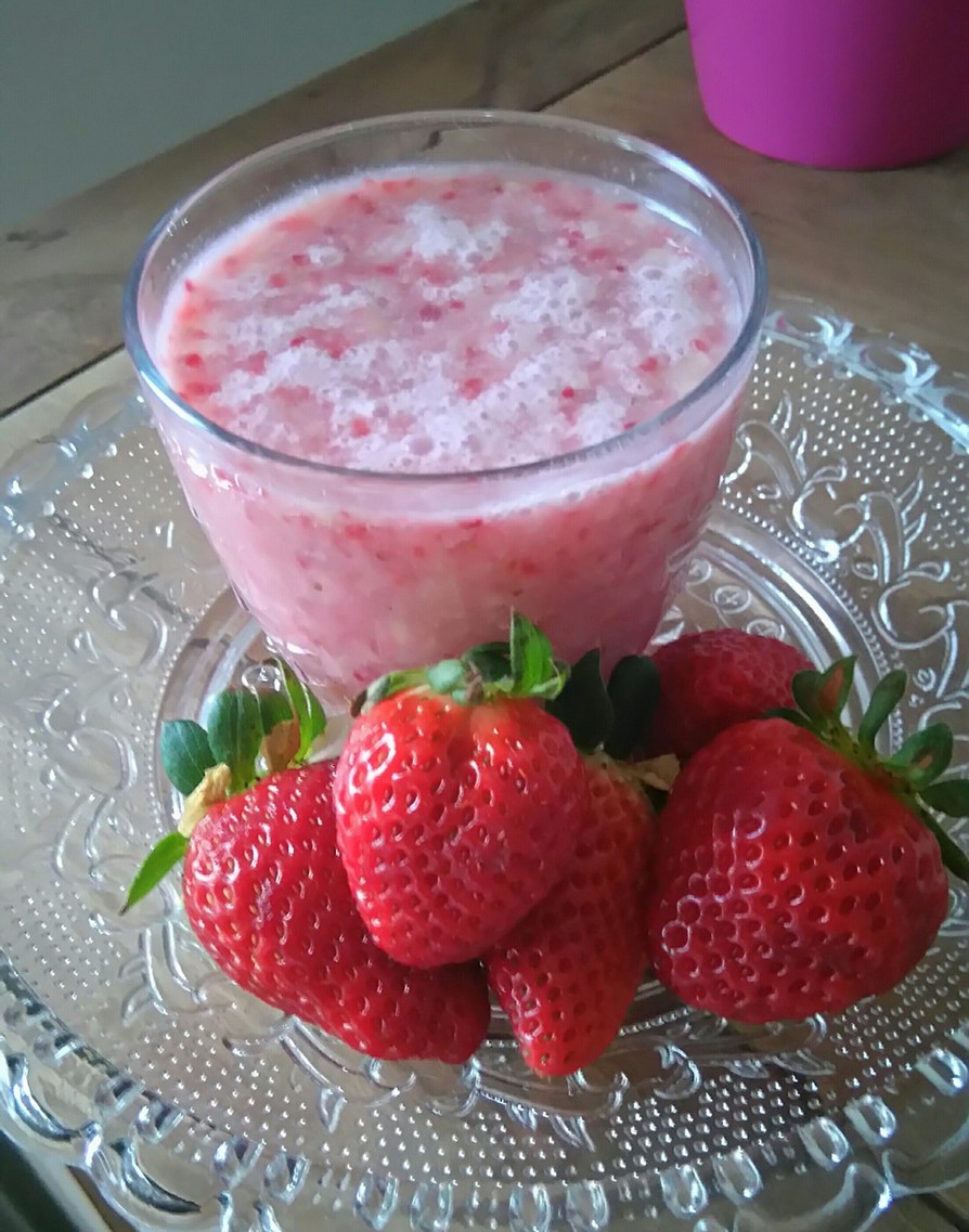 ライスミルクで♪無糖イチゴスムージー♡ by SIVKO 【クックパッド】 簡単おいしいみんなのレシピが396万品