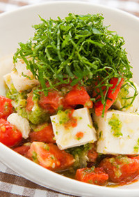夏の薬膳：豆腐とトマトのサラダ