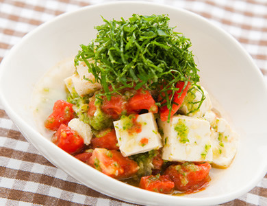 夏の薬膳：豆腐とトマトのサラダの画像
