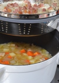 ストウブで2段調理～スープで蒸すおこわ～