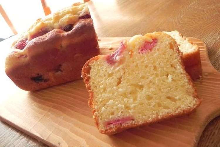 簡単 ゴロゴロいちごのパウンドケーキ レシピ 作り方 By 140 わんたるママ クックパッド