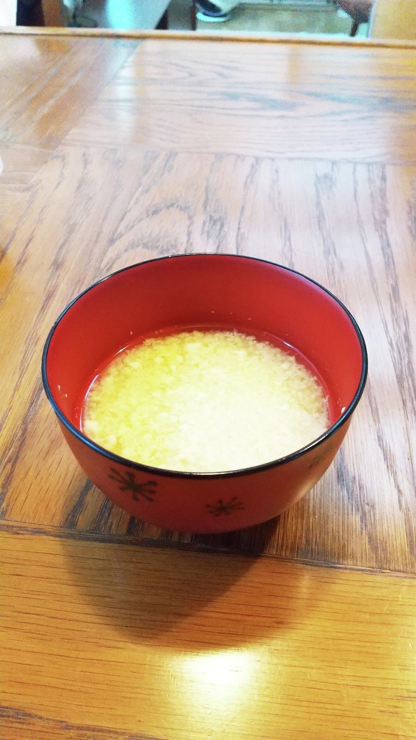 お豆腐崩し味噌汁の画像
