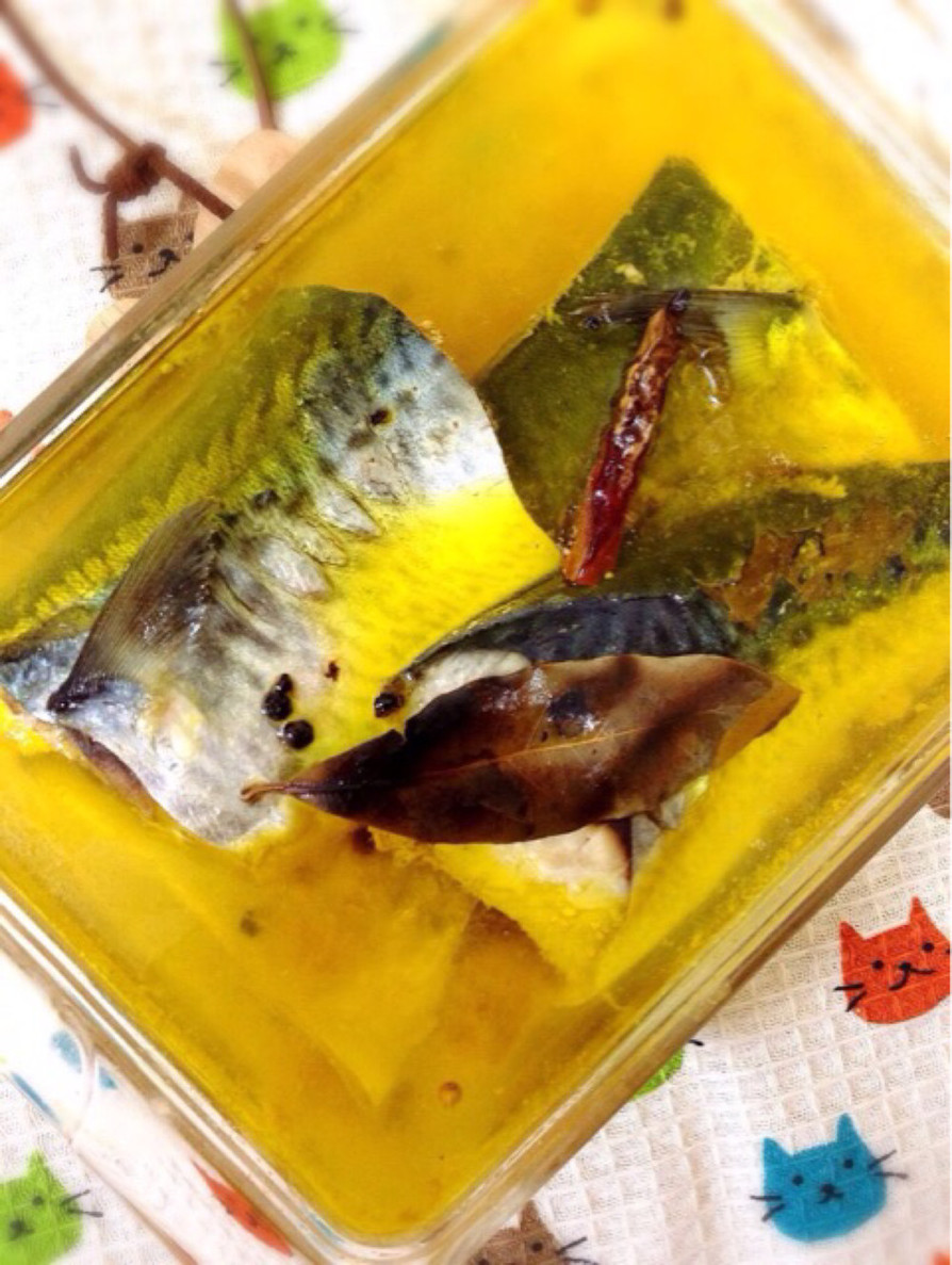 鯖のオイル煮(コンフィ)の画像