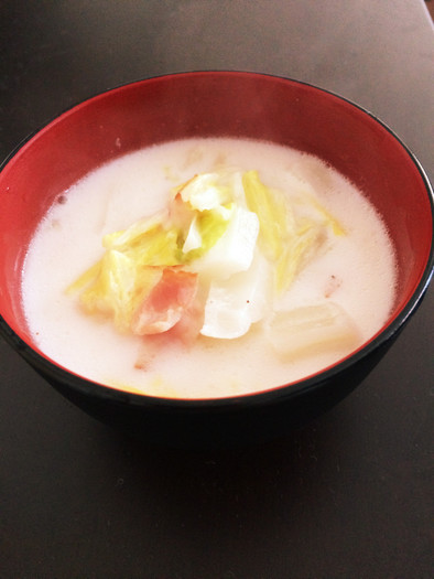 中華風ミルクスープの写真