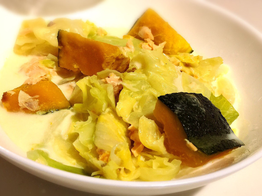 蒸し野菜♩鮭とかぼちゃのクリーム煮の画像