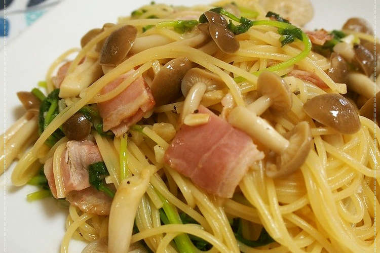 ベーコン きのこ 豆苗の和風パスタ レシピ 作り方 By Rarararako クックパッド 簡単おいしいみんなのレシピが356万品