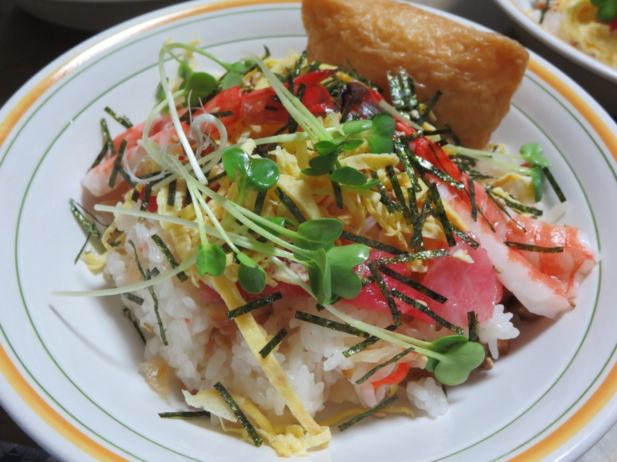 簡単！いなり寿司と海鮮ちらし寿司の画像