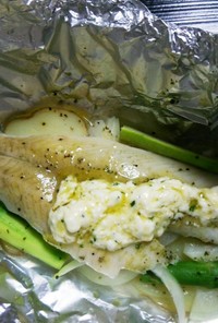 野菜たっぷり♡白身魚と春野菜のホイル蒸し