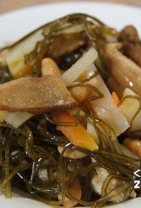 菊芋と刻み昆布の煮物