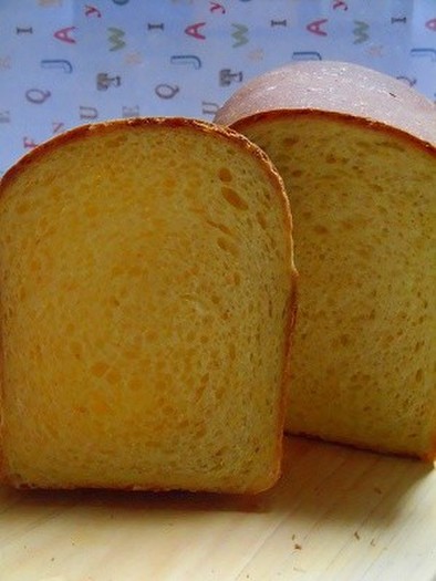 にんじんミルクハニー食パンの写真