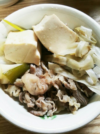しみしみ牛肉豆腐の写真