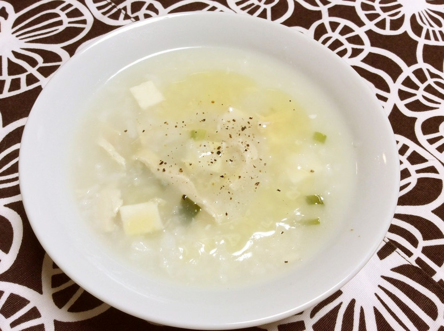 茹で鶏と豆腐の中華粥by茹で鶏のスープの画像