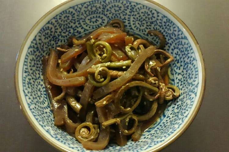ぜんまいとこんにゃくの炒め煮 レシピ 作り方 By 双子のおばあちゃん クックパッド 簡単おいしいみんなのレシピが353万品