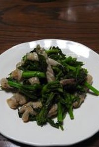 小松菜の花と豚肉炒め