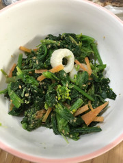 子どもも食べる菜の花胡麻和えの写真
