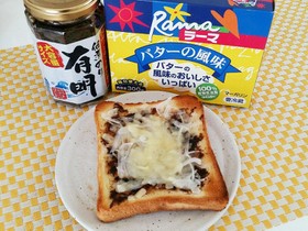 和風ピザトースト♪有明海苔の佃煮で