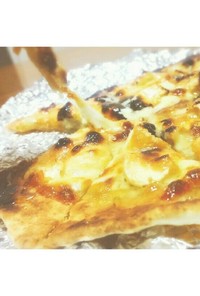 簡単ピザ生地のハニーチーズピザ♡
