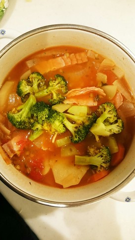ほんのり甘め◎体あったかトマトスープ