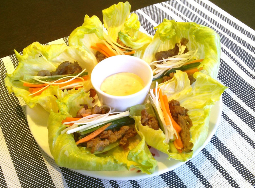 ベジ♪野菜たっぷり手巻き焼肉サラダの画像