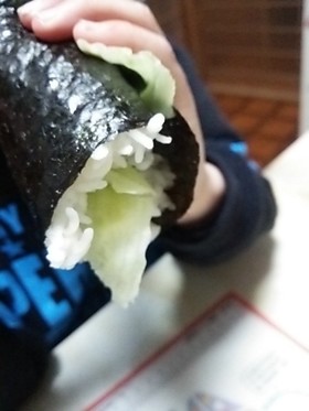 朝ごはんに♪子供大好き簡単レタスチーズ巻