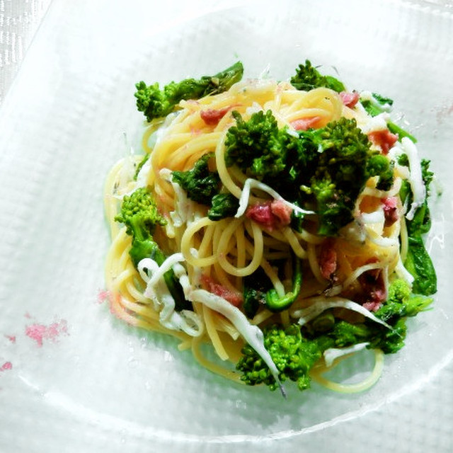 桜の香りの菜の花と白魚のスパゲッティ レシピ 作り方 By Yukotr クックパッド 簡単おいしいみんなのレシピが353万品