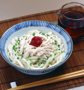 梅とささみの冷やしうどん