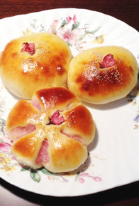 桜もっちりパン
