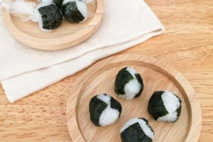 離乳食 手づかみおにぎり レシピ 作り方 By こと味 クックパッド 簡単おいしいみんなのレシピが360万品