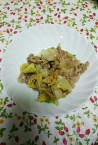 豚バラ肉と白菜の鍋キューブ炒め
