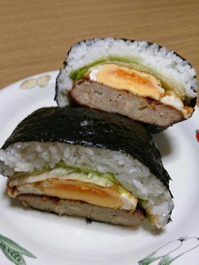 マルシンハンバーグで(^^)おにぎらず♪