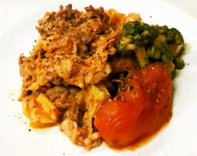 簡単!切り落とし牛肉のトマト缶煮込み風
