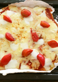 トマトジュースで簡単マルゲリータピザ