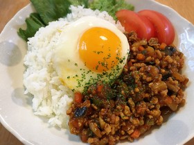 初めてでも簡単♪美味しい♪ドライカレー