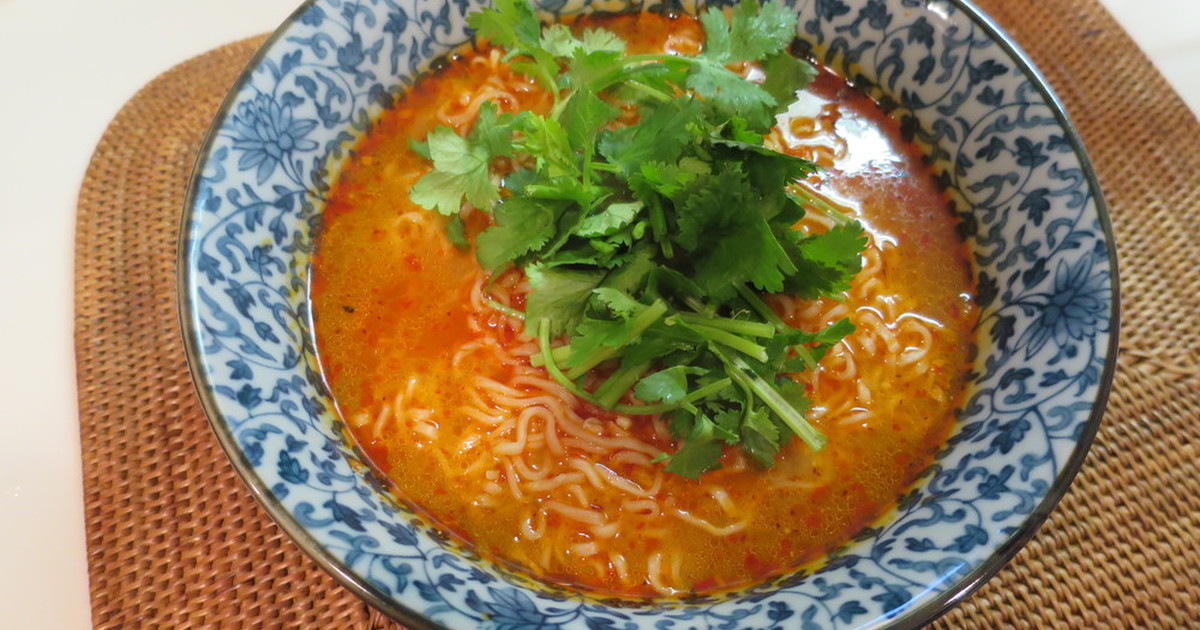 めちゃ辛 簡単激辛ラーメン スープから レシピ 作り方 By Obami クックパッド 簡単おいしいみんなのレシピが356万品