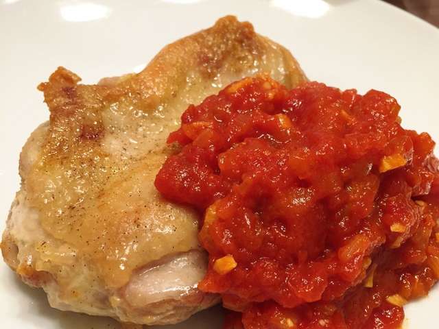 チキン ステーキ ガーリック ソース