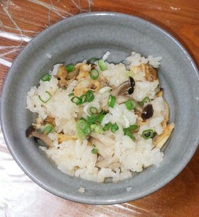 あさりとしめじの味噌炊き込み御飯　簡単