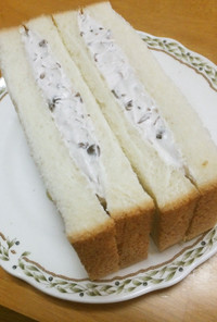 小倉クリームのデザートサンドイッチ