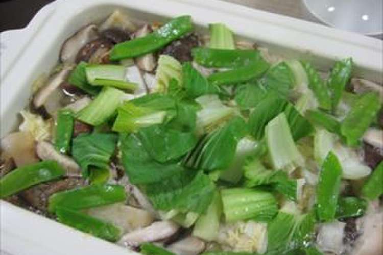 野菜いっぱい鍋 ブルーノを使って レシピ 作り方 By あんず2810 クックパッド 簡単おいしいみんなのレシピが355万品