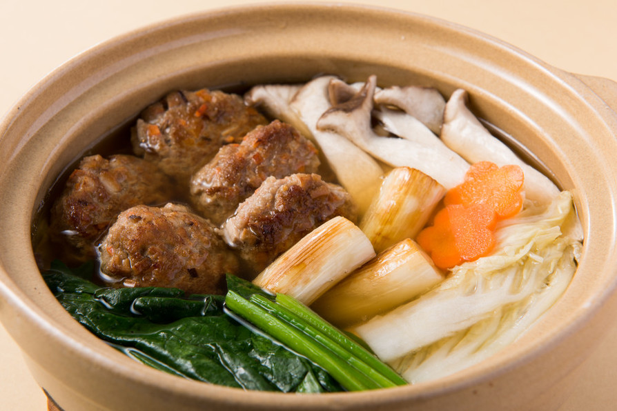 肉団子と野菜の中華鍋の画像