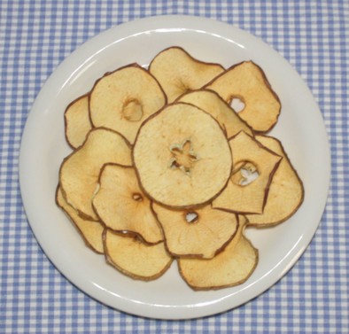 安全ヘルシー☆食品乾燥機でりんごチップスの写真