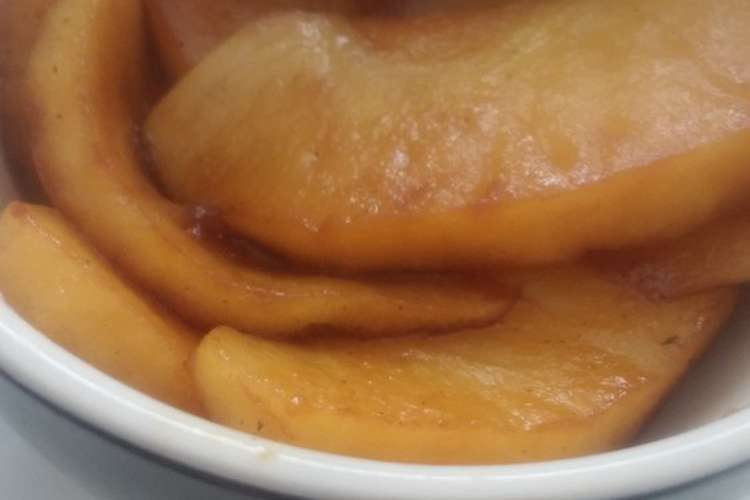 砂糖だけ フライパンで簡単甘い焼きリンゴ レシピ 作り方 By Lizrirna クックパッド 簡単おいしいみんなのレシピが371万品