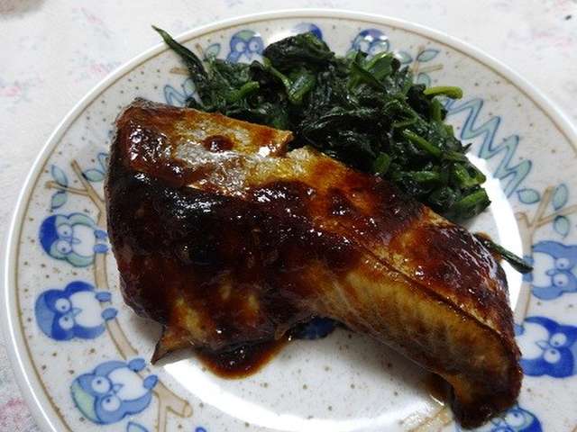ブリのラーマ バターの風味照り焼き レシピ 作り方 By ともたんの部屋 クックパッド