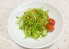 ピーマン入り千切り野菜のグリーンサラダ