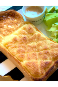 簡単朝食♡バターが香るメロンパントースト