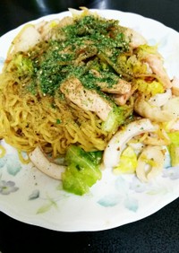 サーモンとタコの旨塩焼きラーメン